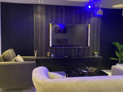 Sitting room with seating